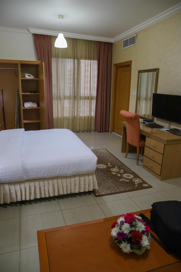 Flamingo Hotel Apartment Abú Dhabí Exteriér fotografie